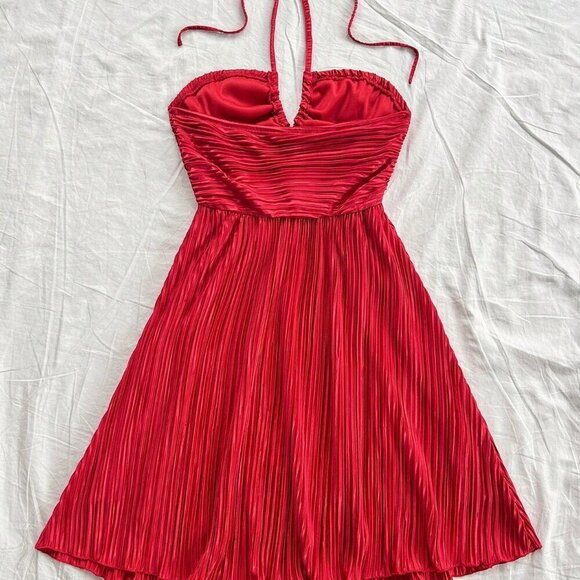 Red Boho Women's Sexy Textured Open Back Halter Neck Dress - Picture 2 of 7